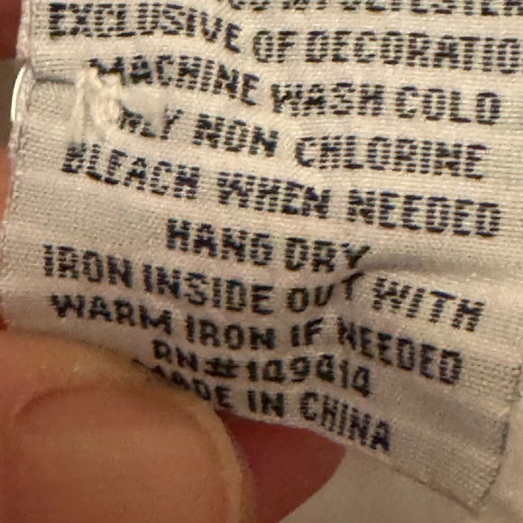 Floral Embroidered White and blue blouse - Picture 3 of 5